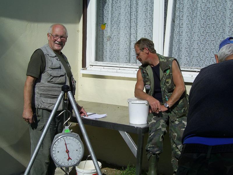 AV 05 35.jpg